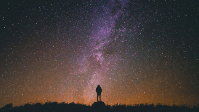 Previsioni astrologiche del 13 ottobre: Cancro sereno, Leone determinato.