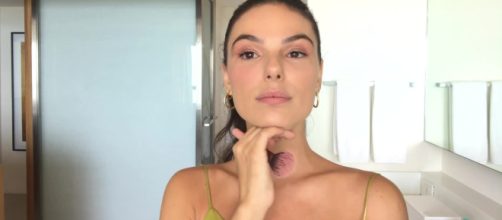 &Iacute;sis Valverde foi uma das famosos que se separou em 2022 (imagem reprodu&ccedil;&atilde;o Blasting News)