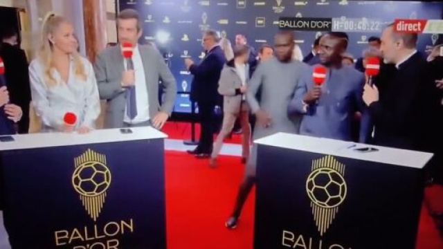 Sadio Man&eacute; n'a pas reconnu Ludovic Obraniak ce lundi soir. (cr&eacute;dit Twitter)