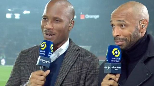 Thierry Henry en grande forme ce dimanche soir avec Didier Drogba. (cr&eacute;dit capture Prime)
