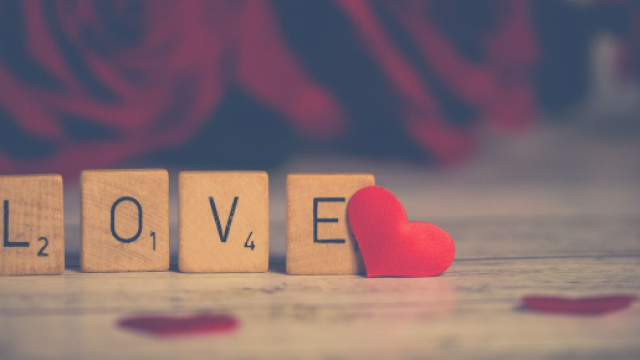 Oroscopo dell'amore del 24 ottobre con la compatibilit&agrave; zodiacale: Toro innamorato.