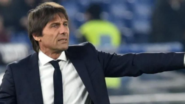 Antonio Conte potrebbe approdare alla Juve a giugno.