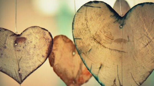 L'oroscopo del 26 ottobre per l'amore: giornata passionale per i Gemelli.