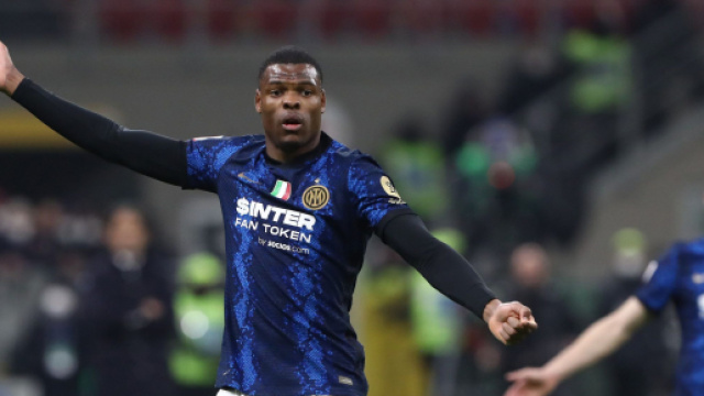Inter: il Chelsea vorrebbe Dumfries per gennaio. La Juventus penserebbe a Ibanez.