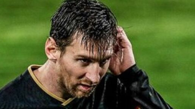 'Je n&rsquo;ai jamais &eacute;t&eacute; un ami de Messi', une l&eacute;gende du FC Barcelone balance (capture YouTube)