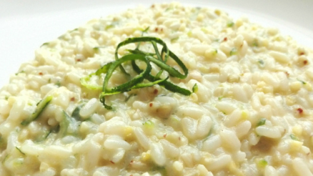 Mix (riso, grano saraceno e miglio) cremoso alle zucchine e ... - giallozafferano.it