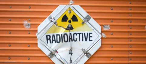 Ce n’est pas vrai : de l’Ukraine qui fabriquerait une bombe sale à Fauci qui aurait créé le COVID-19