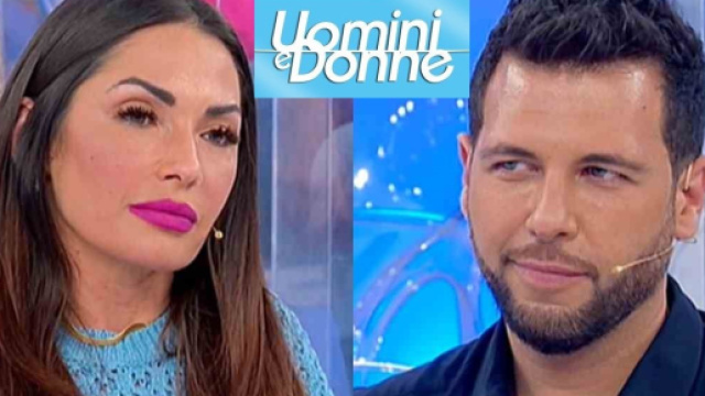 Uomini e Donne, Ida e Alessandro affiatati fuori dagli studi tv: ipotesi addio in coppia.