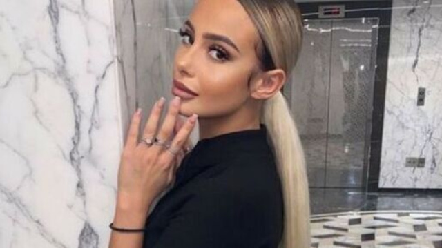 M&eacute;lissa (Les 50) trahie par son ch&eacute;ri Adrien : &lsquo;des choses se passent en mon absence&rsquo;