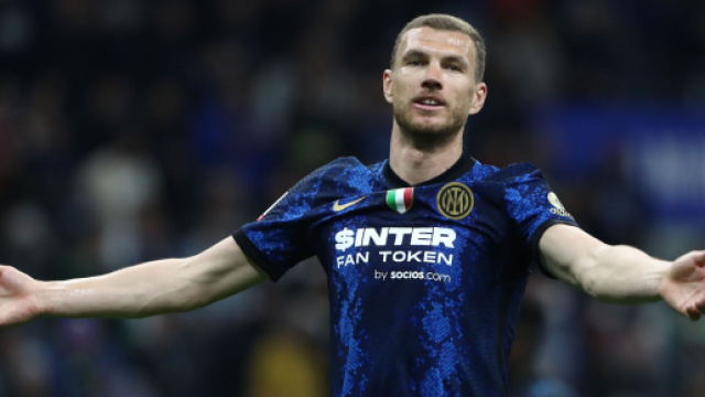 Inter, poche novit&agrave; sul rinnovo di Dzeko.