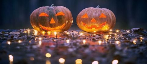 5 tradizioni regionali legate a Halloween: in Emilia è usanza lasciare il cibo per i morti