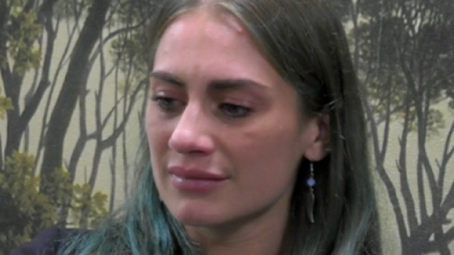GFVip7, Nikita Pelizon: 'A 16 anni stavo prendendo una decisione molto drastica' (Clip).