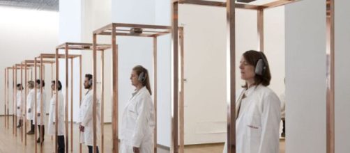 Marina Abramović &ldquo;Transitory Objects&rdquo; (Image source: Image courtesy of the Marina Abramović Archives/Fabrizio Vatieri)