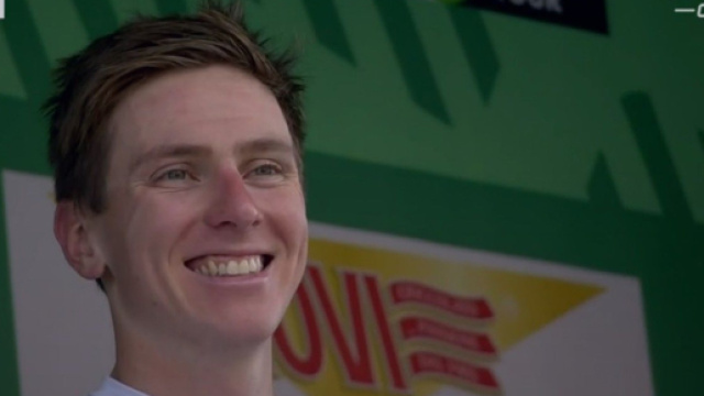 Ciclismo, Tadej Pogacar vince il Lombardia per la seconda volta.