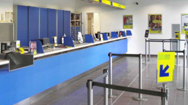 Poste italiane assume sportellisti a tempo indeterminato