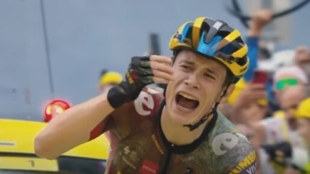 Il vincitore del Tour de France Jonas Vingegaard