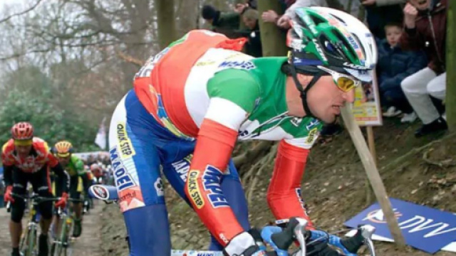 Michele Bartoli concluse al quarto posto i Mondiali del 2000 a Plouay.