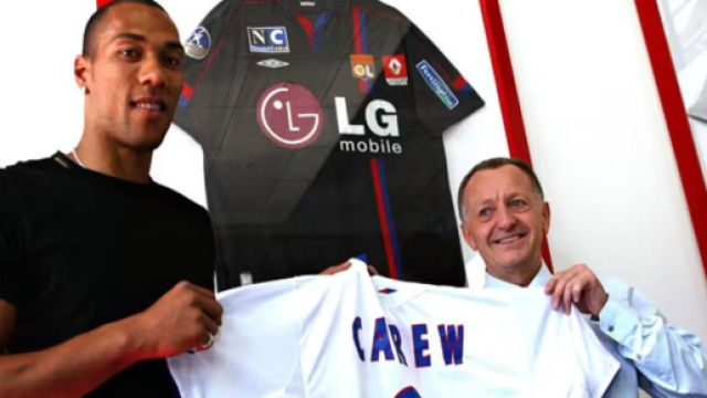 John Carew, joueur embl&eacute;matique de l'Olympique Lyonnais Source : Capture Twitter