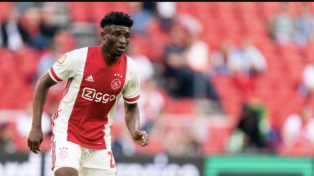 In foto Mohamed Kudus, giocatore dell'Ajax.