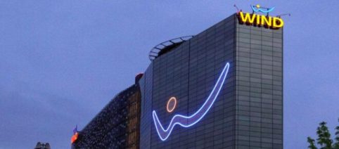 Contattare il numero verde Windtre per le offerte sulla navigazione da casa, in fibra e ADSL