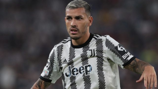 Inter, possibile interesse per Karsdorp a gennaio: il Milan vorrebbe Paredes.