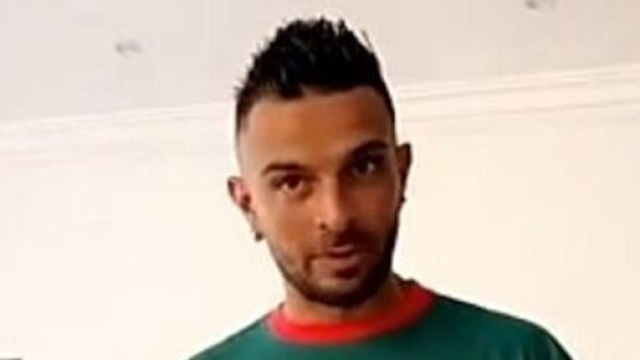 Julien Tanti fait un placement de produit sur l'Alg&eacute;rie, les fans se moquent (capture YouTube)