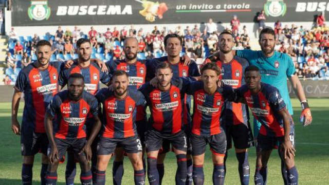 Il Crotone supera il Latina col risultato di 1-0.
