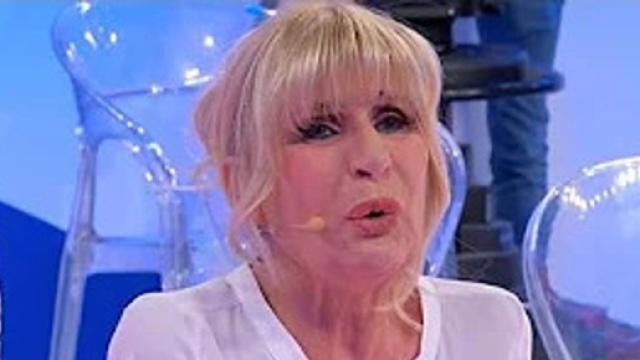 Uomini e donne, un'ex dama stronca Gemma