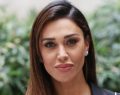 Novità moda autunno 2022: i boots e la minigonna di Belen Rodriguez