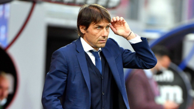 Antonio Conte sarebbe corteggiato dalla Juventus