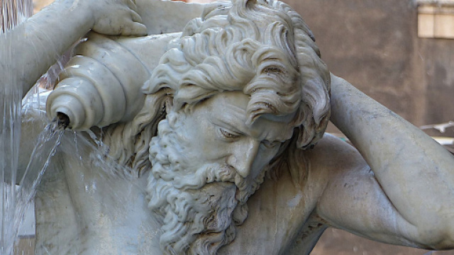 Oroscopo e classifica weekend 3-4 dicembre: focus sul corpo per l'Acquario.