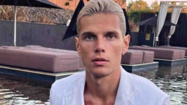 5 curiosit&agrave; su Alessandro Egger di Ballando: si vestiva da drag queen.