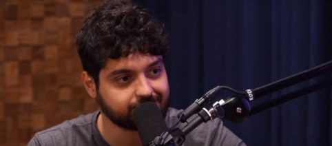 Canal de Monark no YouTube é desativado após decisão judicial