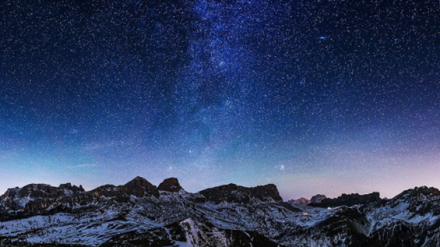 Previsioni astrologiche del 10 novembre: Leone consapevole, Sagittario emozionato.