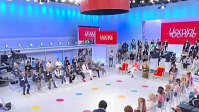 Uomini e donne, lutto nel programma