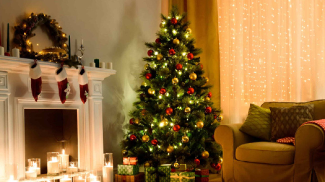 Oroscopo e classifica weekend 3 e 4 dicembre: divertimento per Acquario.