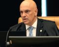 Jornalista da Jovem Pan News faz gesto obsceno durante discurso de Alexandre de Moraes