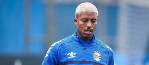 Jean Pyerre pensa em pendurar as chuteiras (Lucas Uebel/Gr&ecirc;mio)