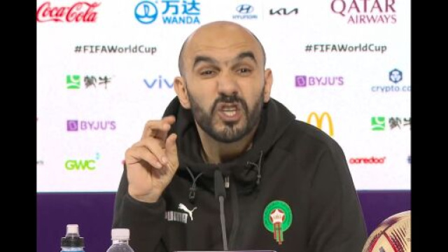 Walid Regragui agac&eacute; par une question sur les statistiques en conf&eacute;rence de presse. (cr&eacute;dit BeIN Sports capture)