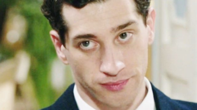 Il Paradiso, episodio 15 dicembre: Marco pronto a rifiutare Washington per amore.