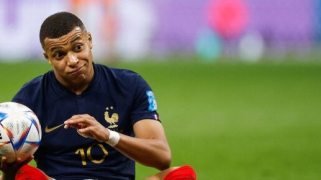 Mbapp&eacute; n'aura pas fait un bon match d&eacute;fensivement face au Maroc. (cr&eacute;dit Twitter)