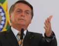 Bolsonaro dá sinais confusos sobre suas intenções para o futuro