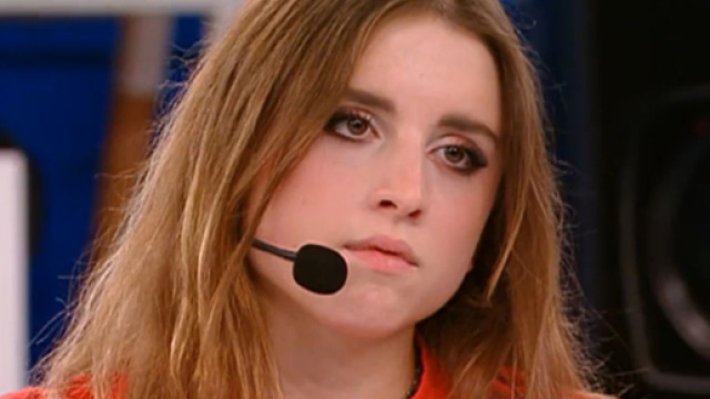 Angelina Mango racconta il periodo buio trascorso dopo la morte di suo padre.