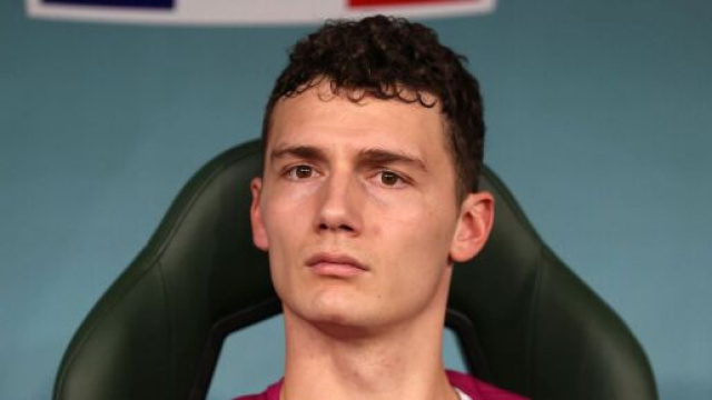 Benjamin Pavard agacerait certains de ses co&eacute;quipiers selon Romain Molina. (cr&eacute;dit Twitter)