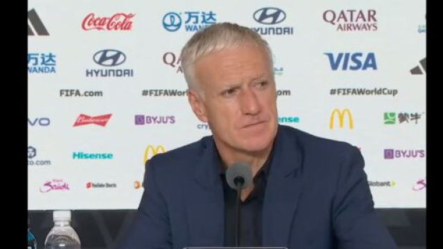 Deschamps amer sur l'arbitrage lors de France-Argentine. (cr&eacute;dit Twitter BeIN Sports)