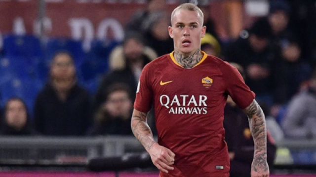 In foto Karsdorp, giocatore della Roma.