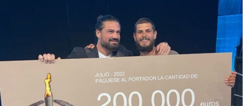C&eacute;sar Ar&eacute;valo fue el defensor en plat&oacute; del vencedor de 'Supervivientes 2022', Alejandro nieto (Instagram/@cesararevalodelgado)