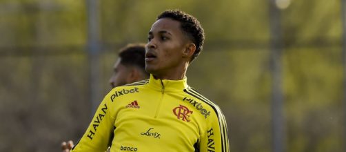 L&aacute;zaro foi uma das revela&ccedil;&otilde;es vendidas pelo Flamengo (Marcelo Cortes/Flamengo)