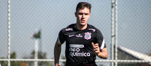 Vasco ofereceu 3 milh&otilde;es de euros para comprar 60% dos direitos econ&ocirc;micos de Lucas Piton (Rodrigo Coca/Ag&ecirc;ncia Corinthians)