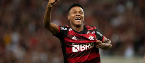 Matheus Fran&ccedil;a poder&aacute; ir parar na Premier League (arquivo Blasting News).